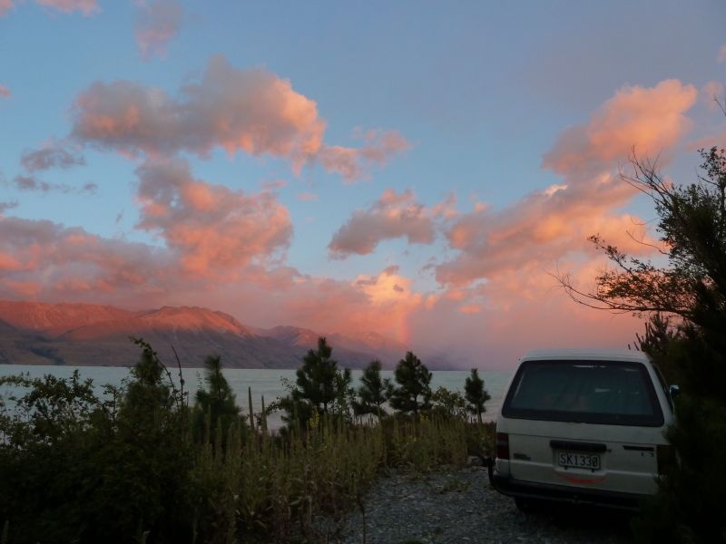 Sonnenaufgangsstimmung am "Lake Pukaki"