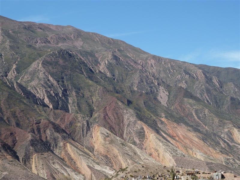 die "Palette des Malers", farbige Steinformation am Weg nach Huamhuaca